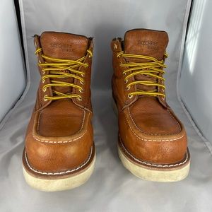 Steel toe work boots from Sketchers